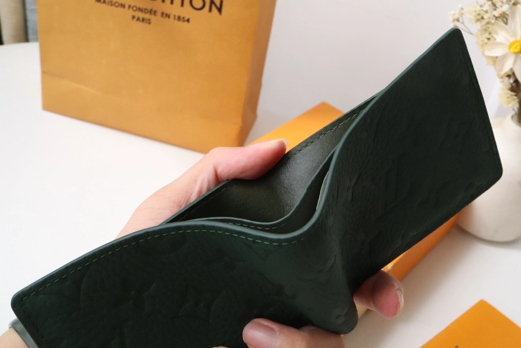 Flexible 9062 Louis Vuitton AAA Quality Wallets - Image 7