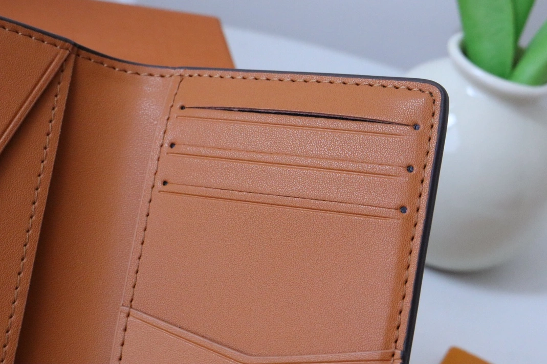 Functional 3242 Louis Vuitton LV Card Case - Image 6