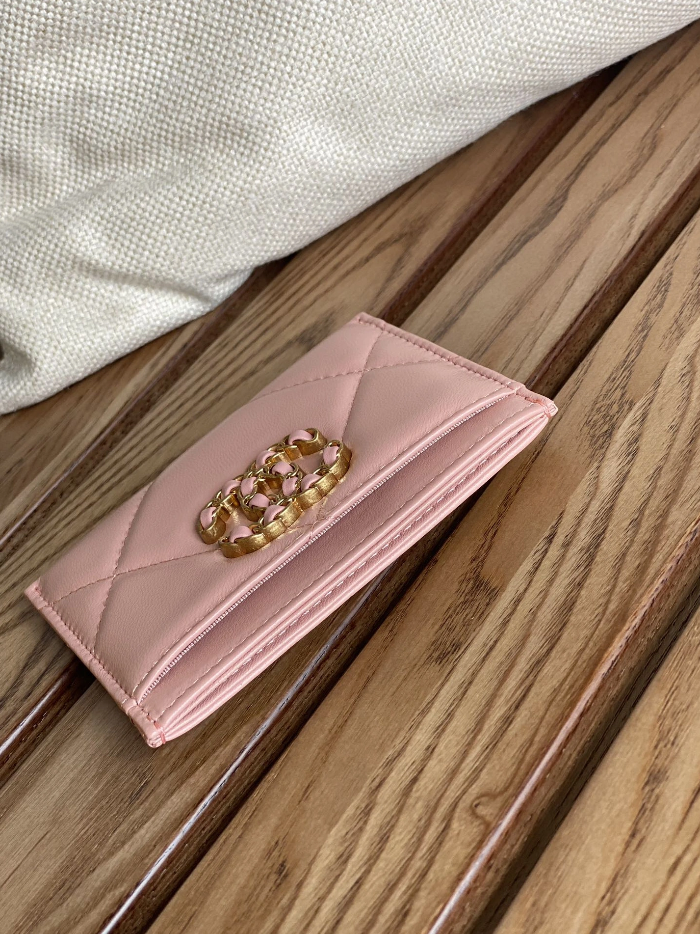 Functional 4476 Chanel Card Case - Image 3