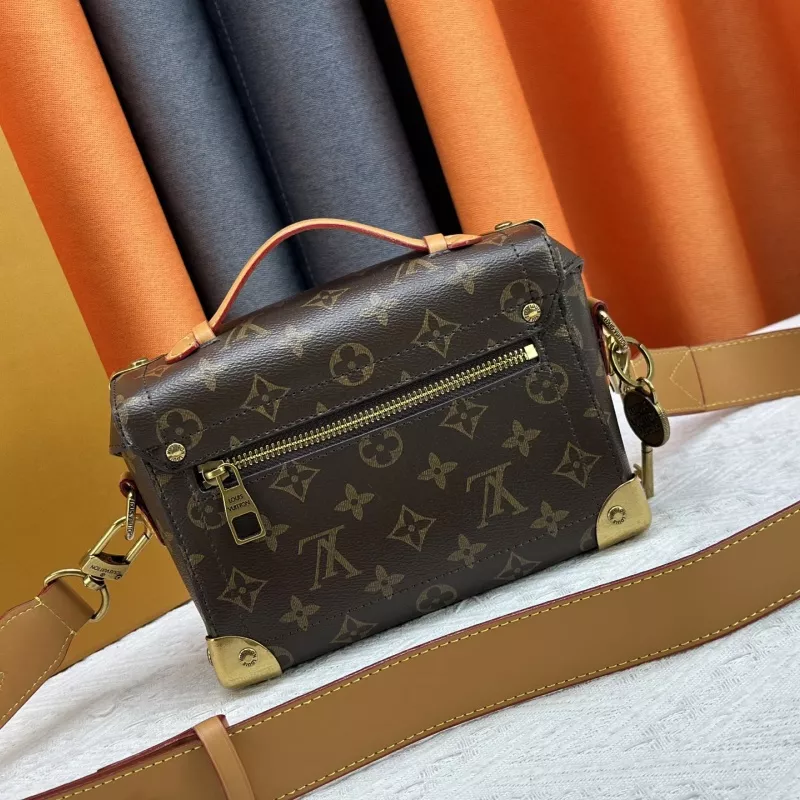 Functional 8897 Louis Vuitton AAA Quality Messenger Bags For Women - Image 4