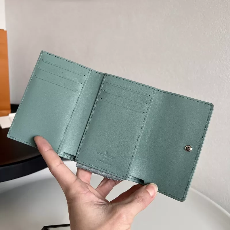 GoAnywhere 6915 Louis Vuitton AAA Quality Card Case - Image 4