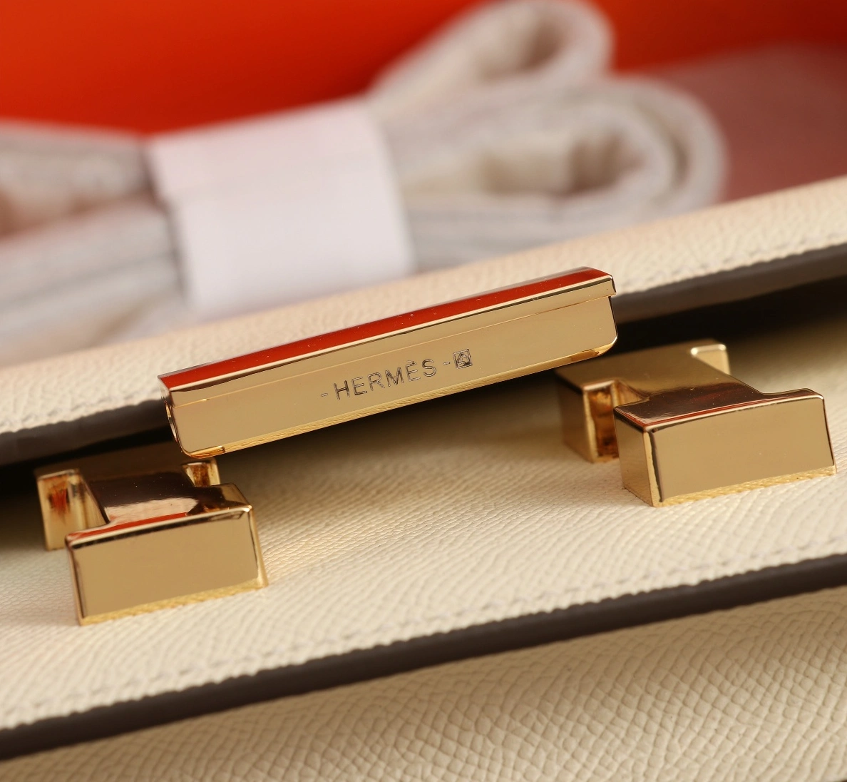 GoAnywhere 7723 Hermes AAA Quality Messenger Bags For Women - Image 5