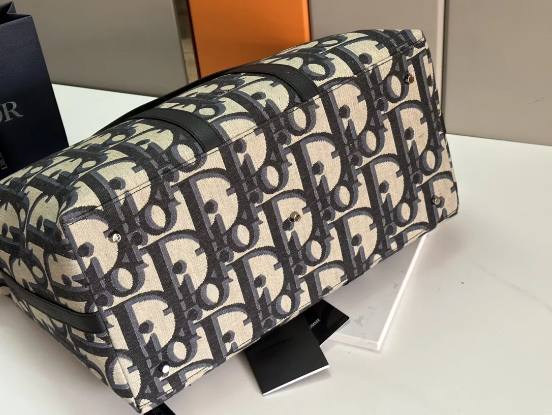 GoodFit 3106 Christian Dior Travel Bags - Image 6