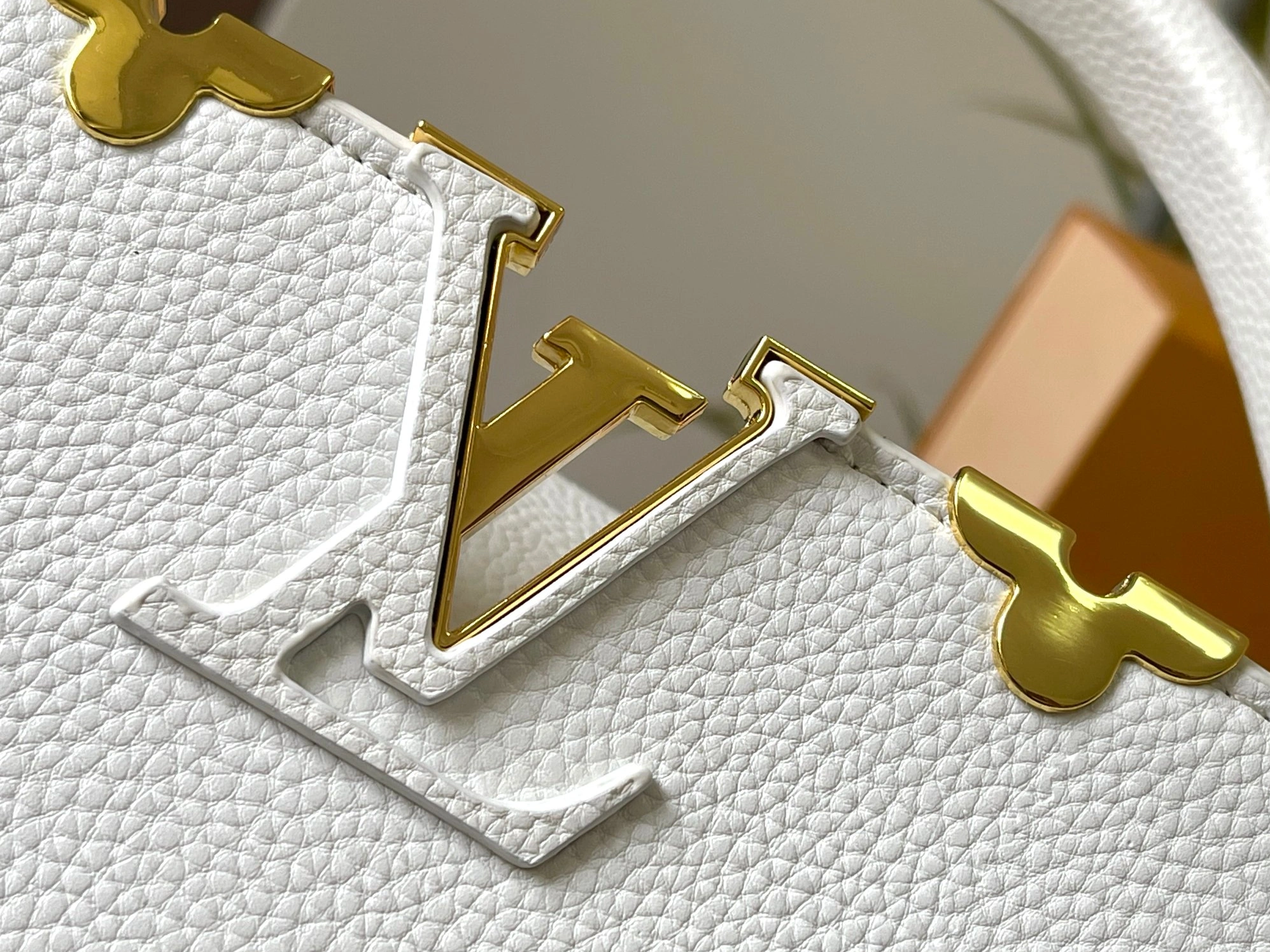 GoodFit 689 Louis Vuitton AAA Quality Messenger Bags For Women - Image 5