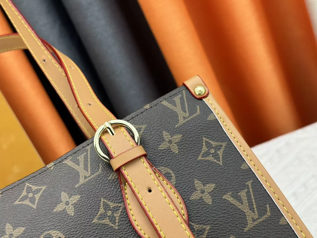 GoodFit 7237 Louis Vuitton AAA Quality Shoulder Bags For Women - Image 5