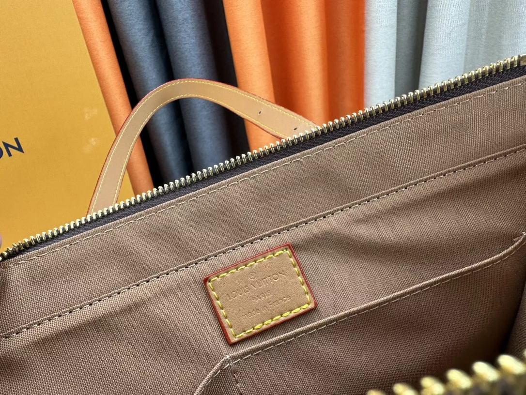 GoodFit 7237 Louis Vuitton AAA Quality Shoulder Bags For Women - Image 7