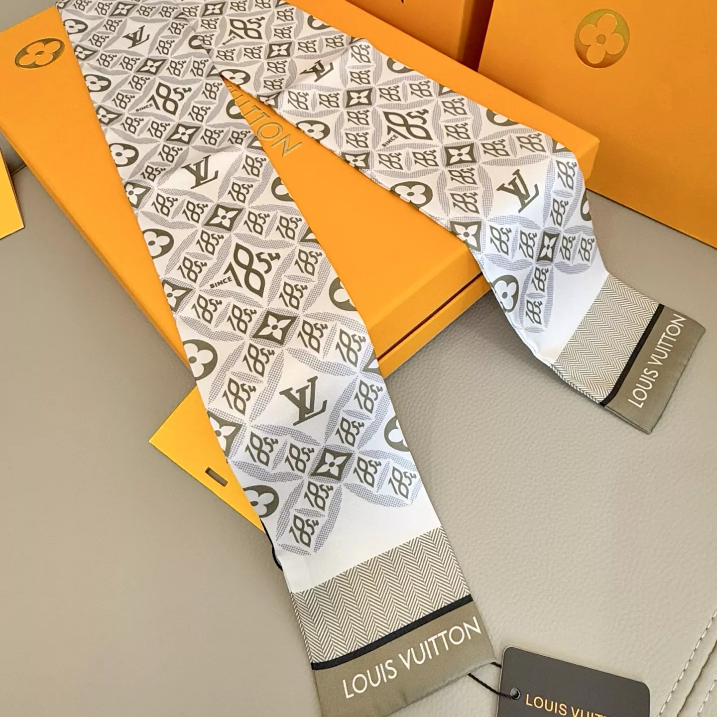 GoodFit 8186 Louis Vuitton Silk Scarf
