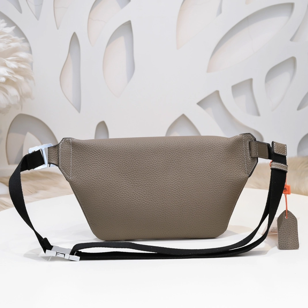 Hermes AAA Quality Belt Bags For Men EasyMatch 2648