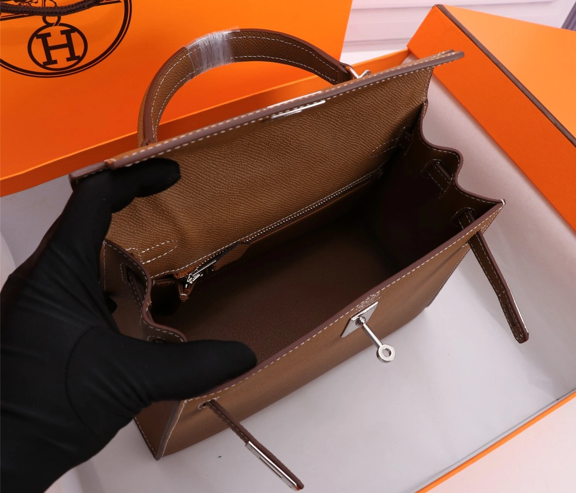 Hermes AAA Quality Handbags For Women Lightweight 7049 - Image 8