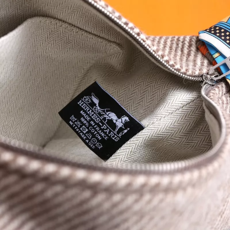 Hermes AAA Quality Handbags For Women Versatile 9889 - Image 8