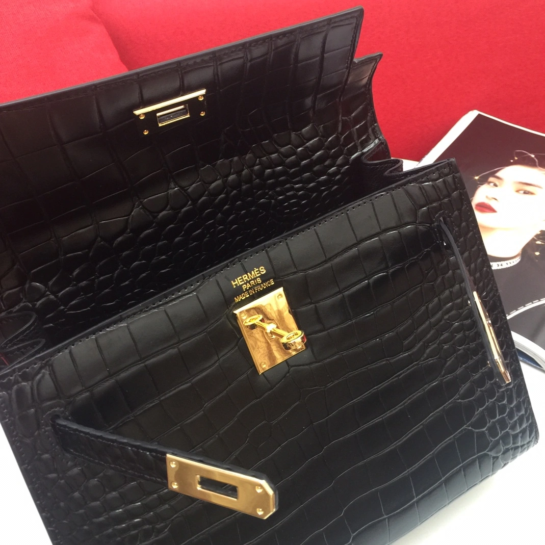 Hermes AAA Quality Handbags For Women Vibrant 6638 - Image 8