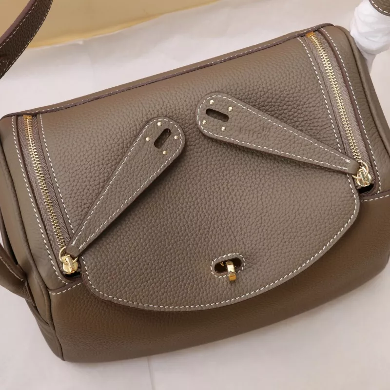 Hermes AAA Quality Handbags In Gold For Women GoAnywhere 4396 - Image 5