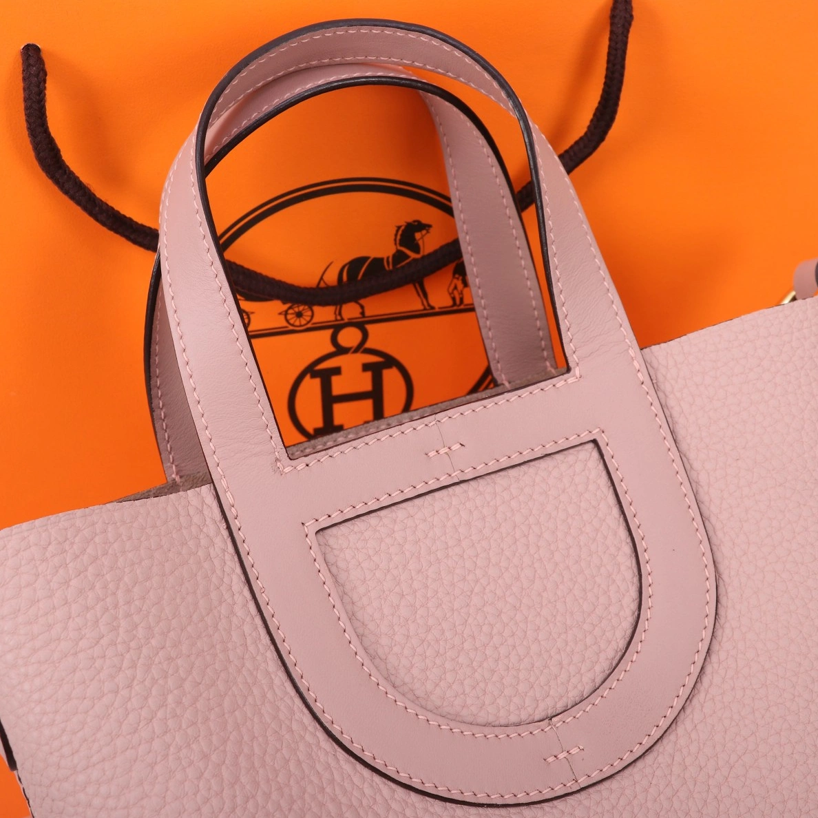 Hermes AAA Quality Handbags In Gold For Women Stylish 5486 - Image 4