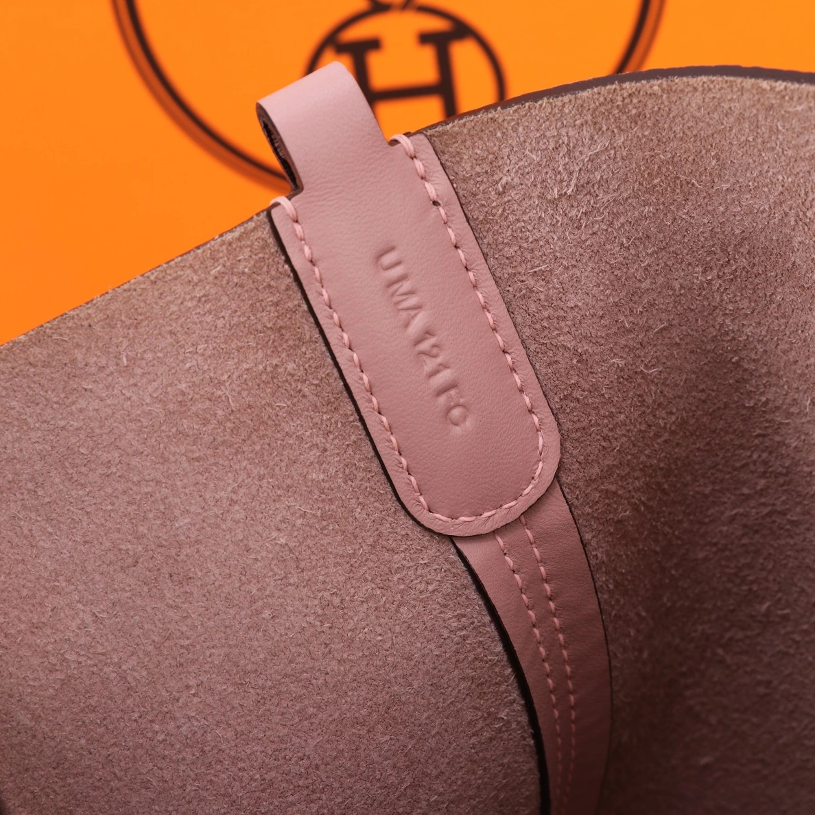 Hermes AAA Quality Handbags In Gold For Women Stylish 5486 - Image 7