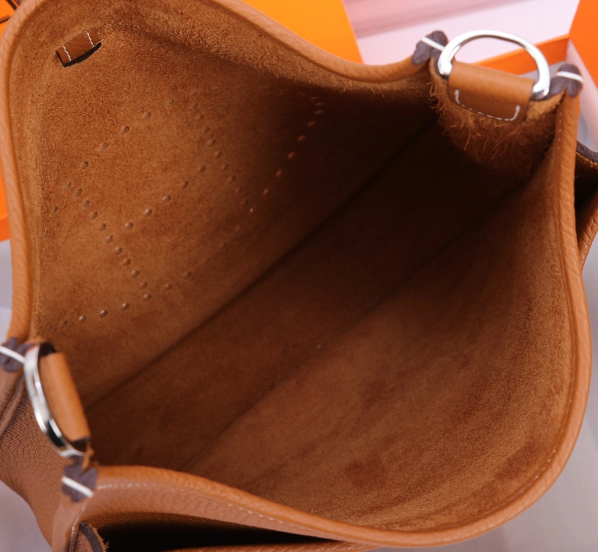 Hermes AAA Quality Messenger Bags For Women Practical 7069 - Image 8