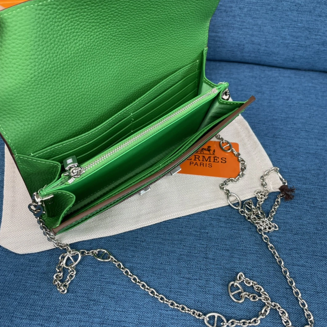 Hermes AAA Quality Wallets For Women Sleek 7264 - Image 3