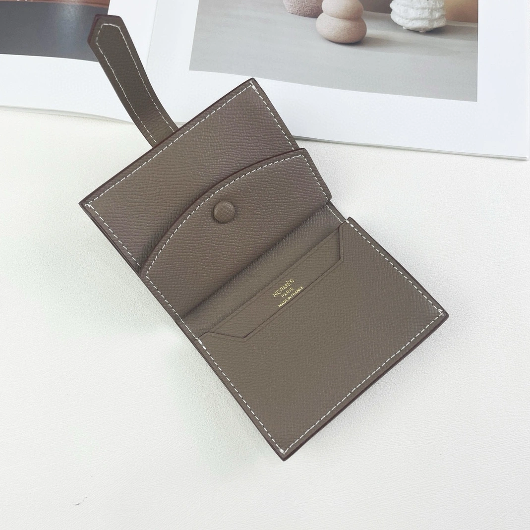 Hermes Card Case For Women EyeCatching 3459 - Image 3