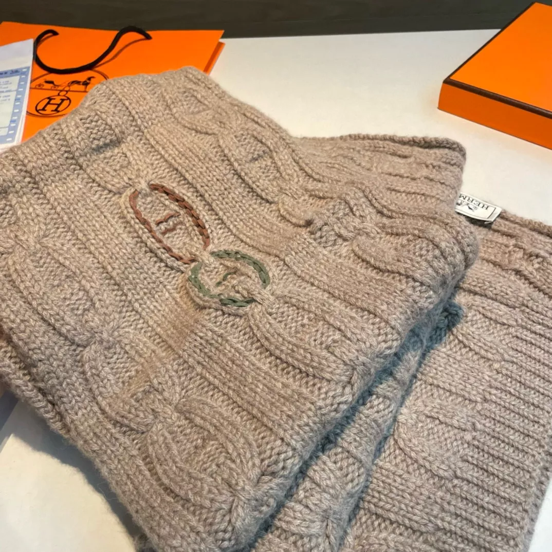 Hermes Scarf For Women Functional 5595 - Image 4