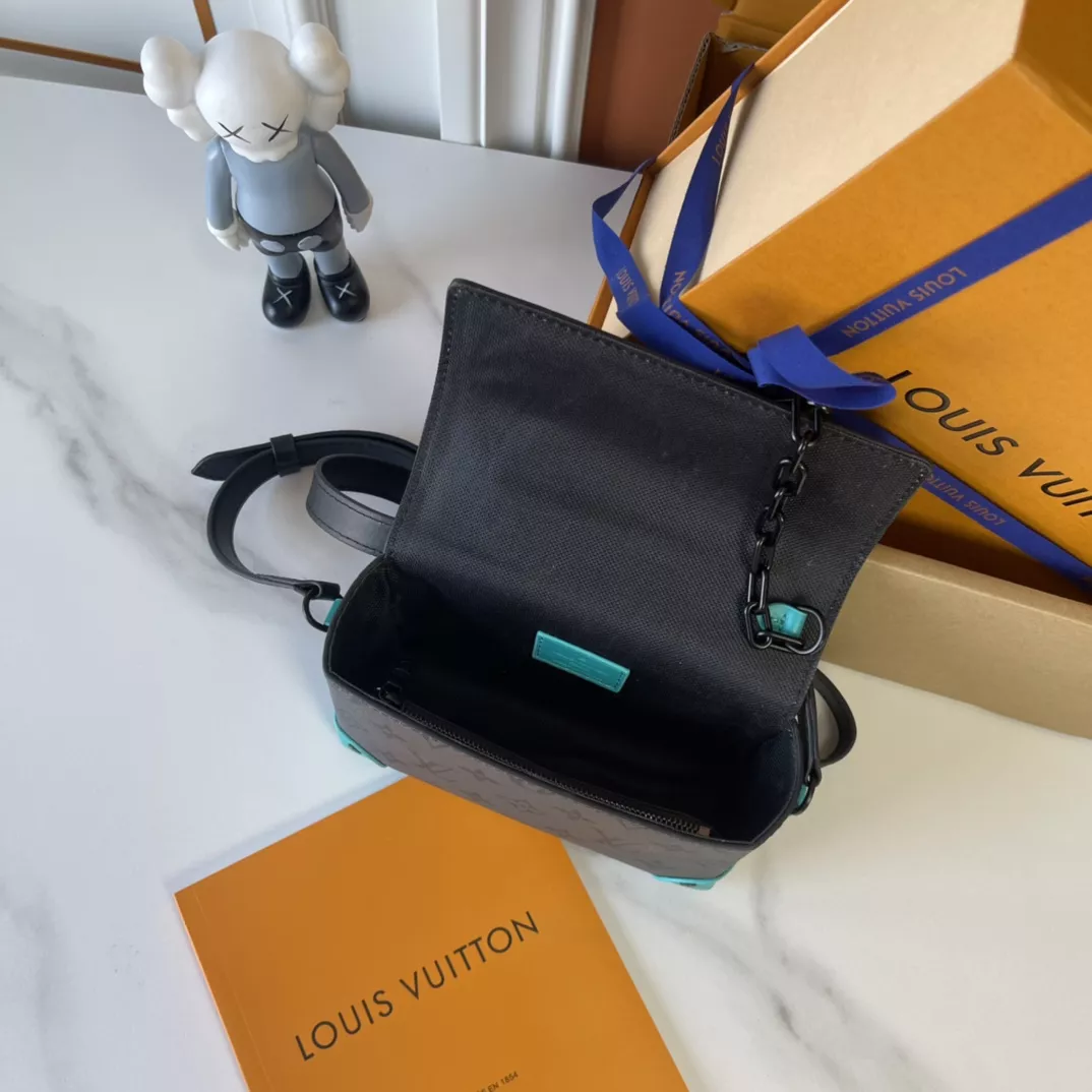 HighQuality 3815 Louis Vuitton AAA Quality Messenger Bags For Unisex - Image 8