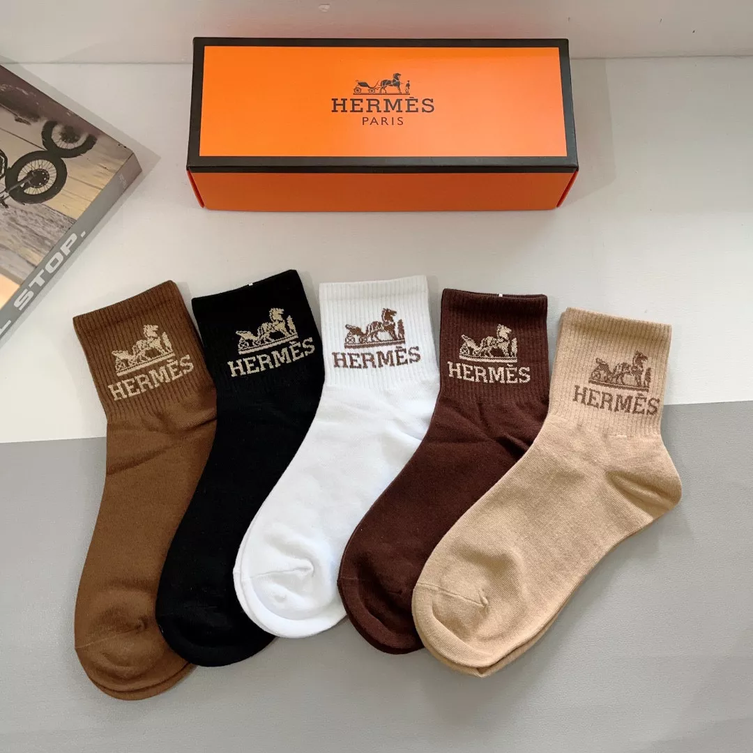 HighQuality 7743 Hermes Socks - Image 3