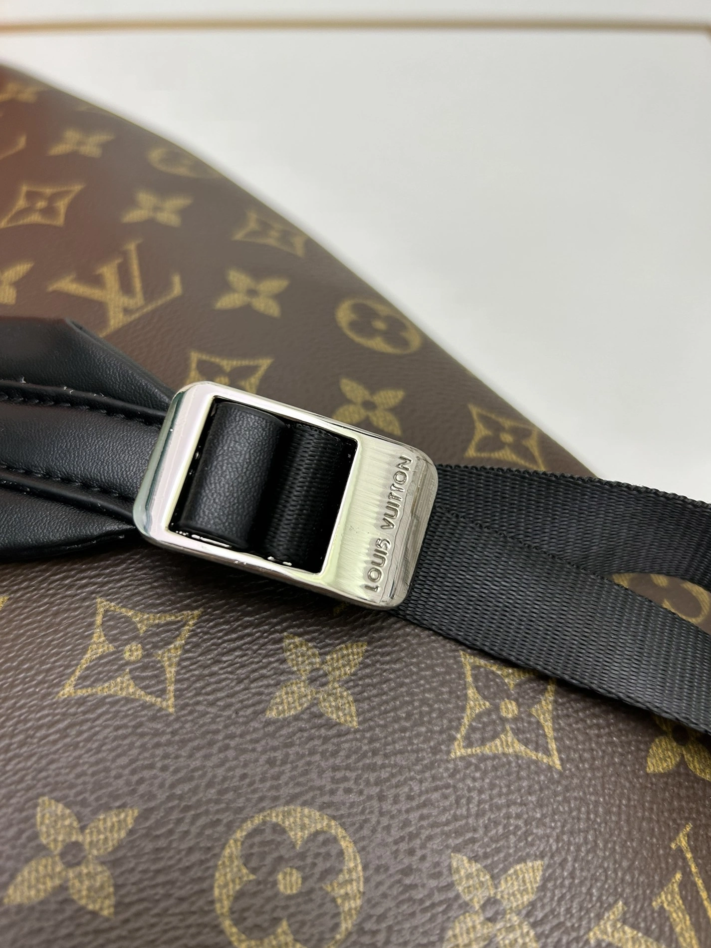 Louis Vuitton AAA Quality Backpacks For Unisex Elegant 1365 - Image 6