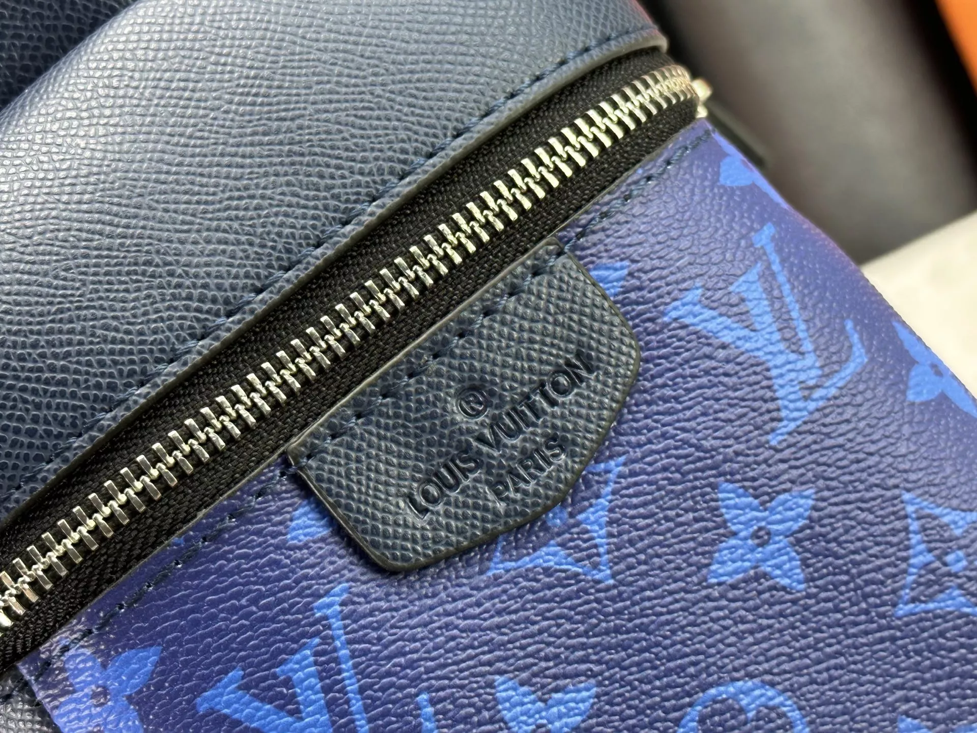 Louis Vuitton AAA Quality Backpacks For Unisex Soft 5994 - Image 7