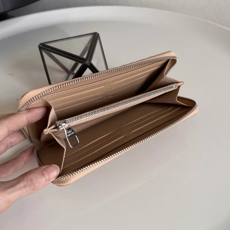 Louis Vuitton AAA Quality Card Case Popular 5786 - Image 5