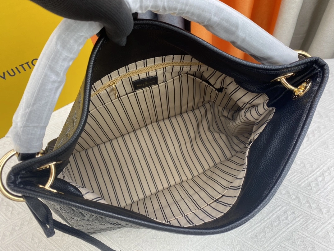 Louis Vuitton AAA Quality Handbags For Women DailyWear 7053 - Image 7