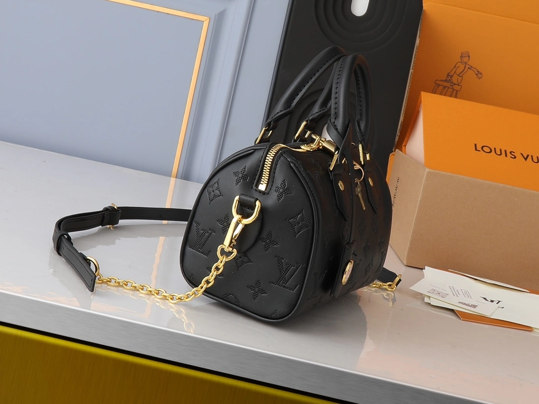 Louis Vuitton AAA Quality Handbags For Women Durable 7514 - Image 4