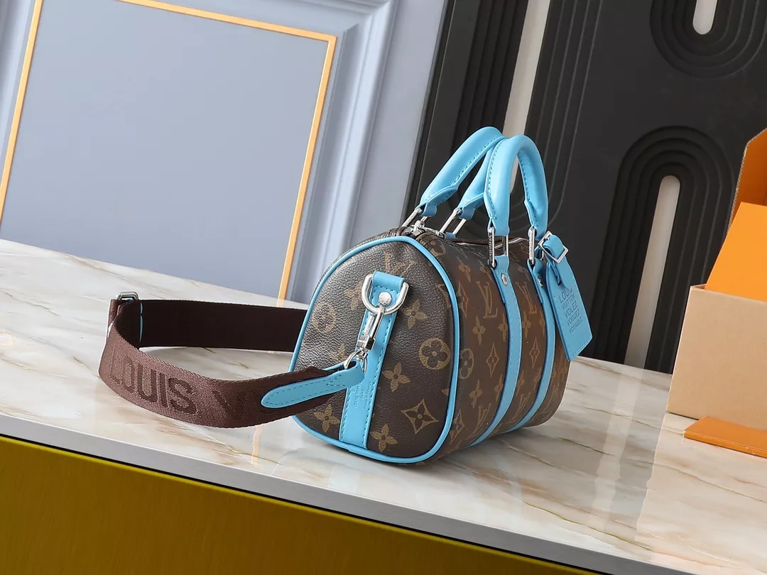 Louis Vuitton AAA Quality Handbags For Women Modern 336