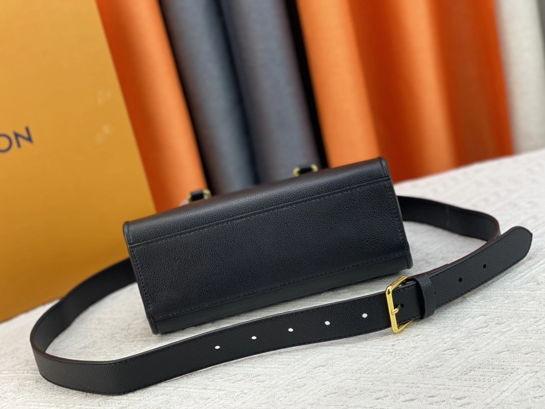 Louis Vuitton AAA Quality Handbags For Women Practical 4855 - Image 5