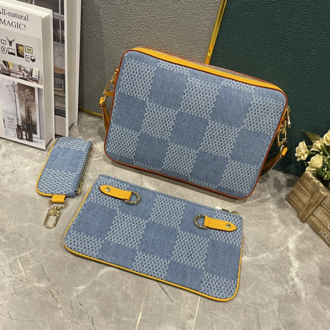 Louis Vuitton AAA Quality Messenger Bags For Unisex Comfortable 4353 - Image 6