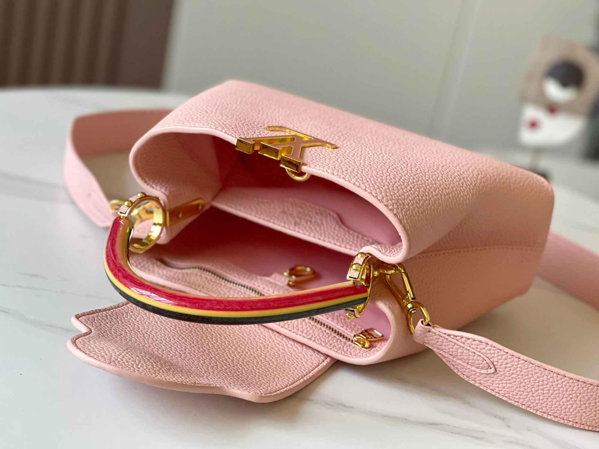 Louis Vuitton AAA Quality Messenger Bags For Women Bright 7721 - Image 8