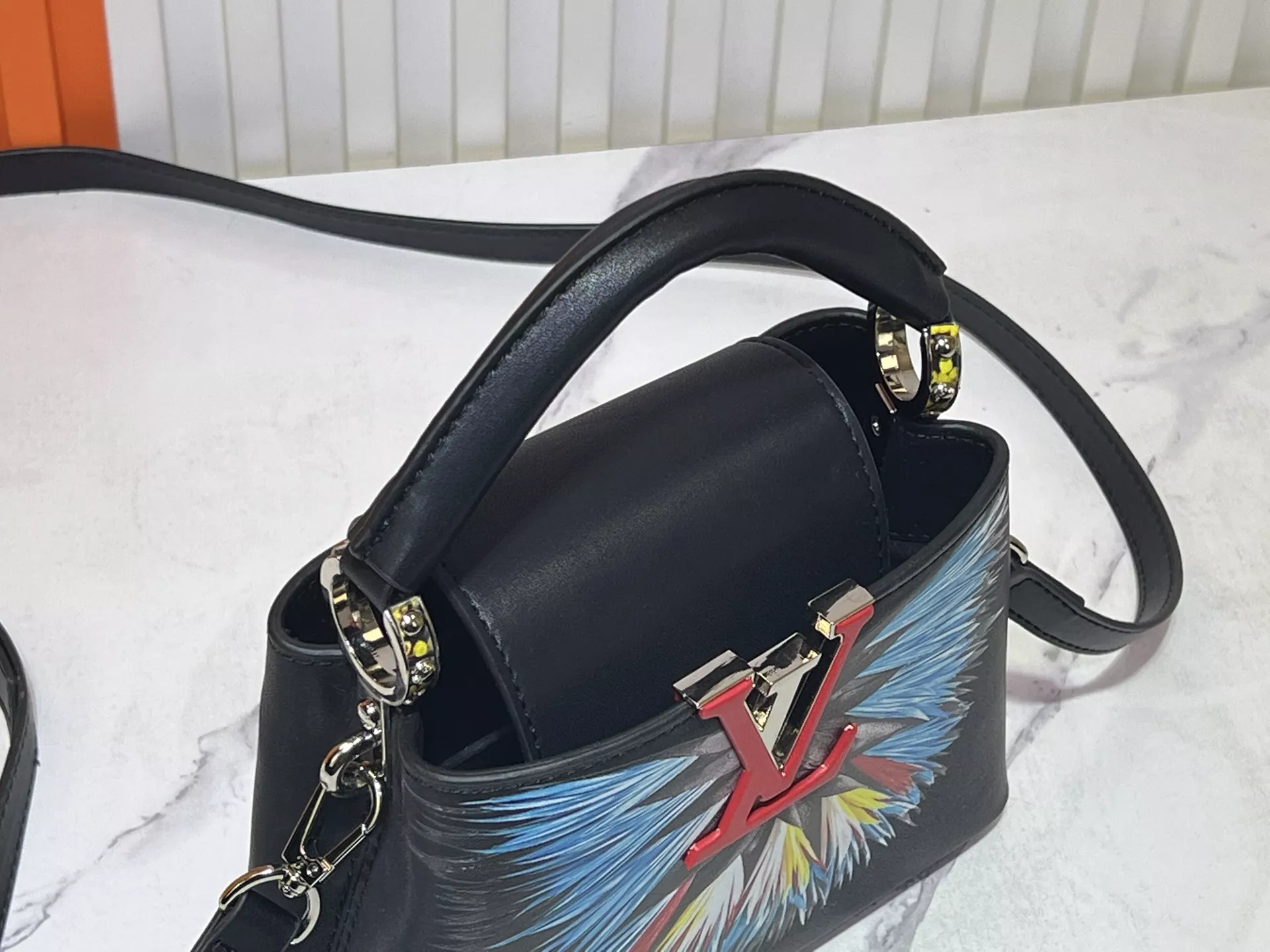 Louis Vuitton AAA Quality Messenger Bags For Women GoodFit 3764 - Image 8