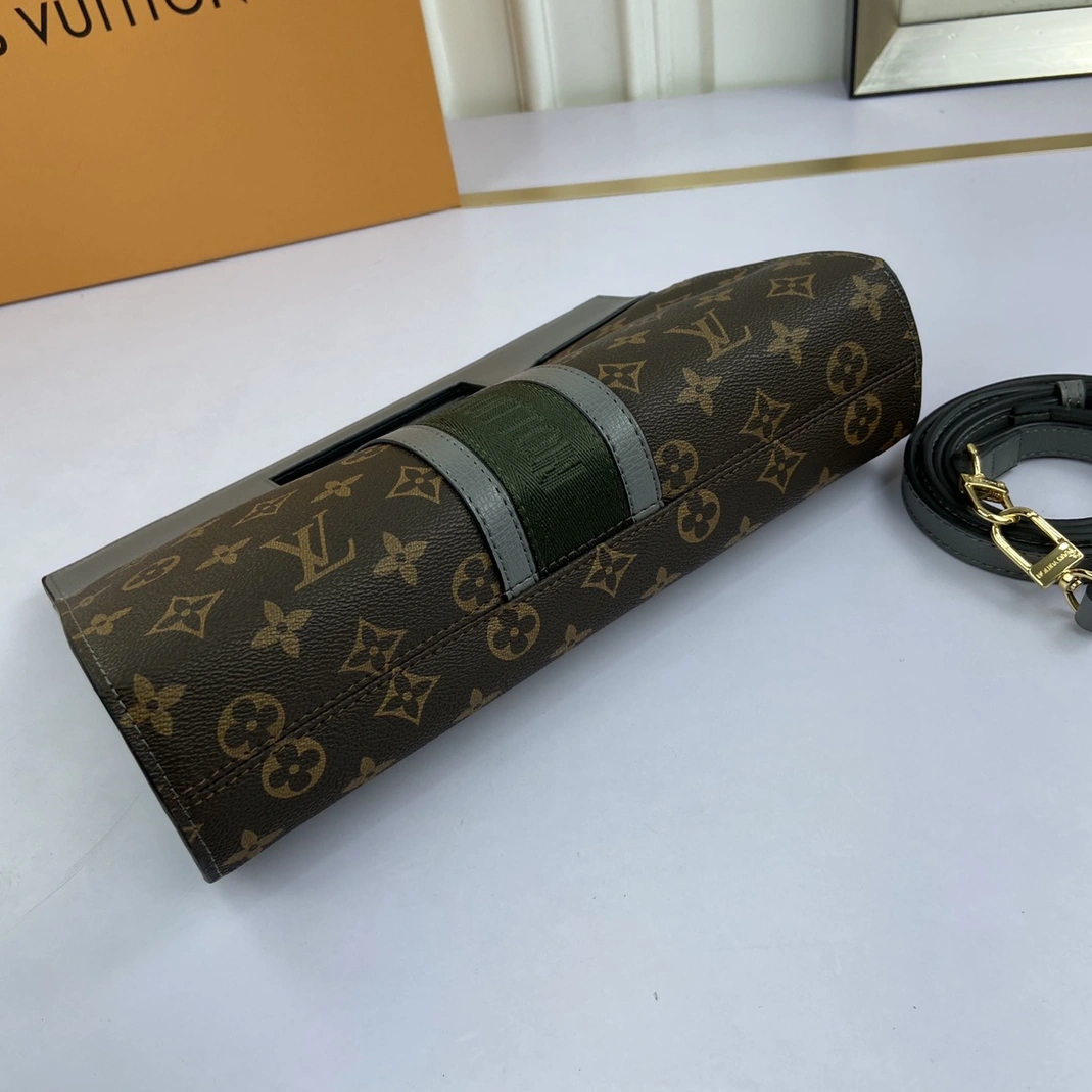 Louis Vuitton AAA Quality Messenger Bags For Women SmartChoice 9747 - Image 3