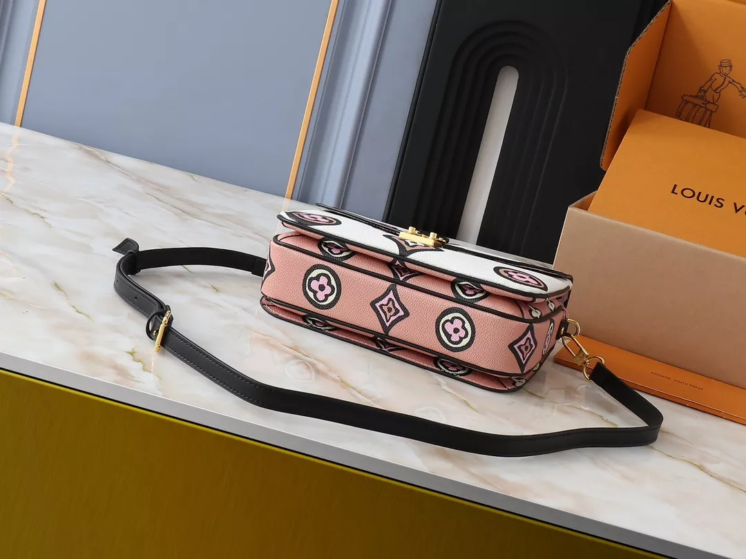 Louis Vuitton AAA Quality Messenger Bags For Women Trendsetting 4237 - Image 4