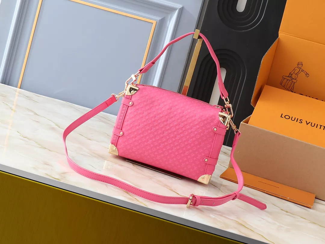 Louis Vuitton AAA Quality Messenger Bags For Women UrbanStyle 6462 - Image 3