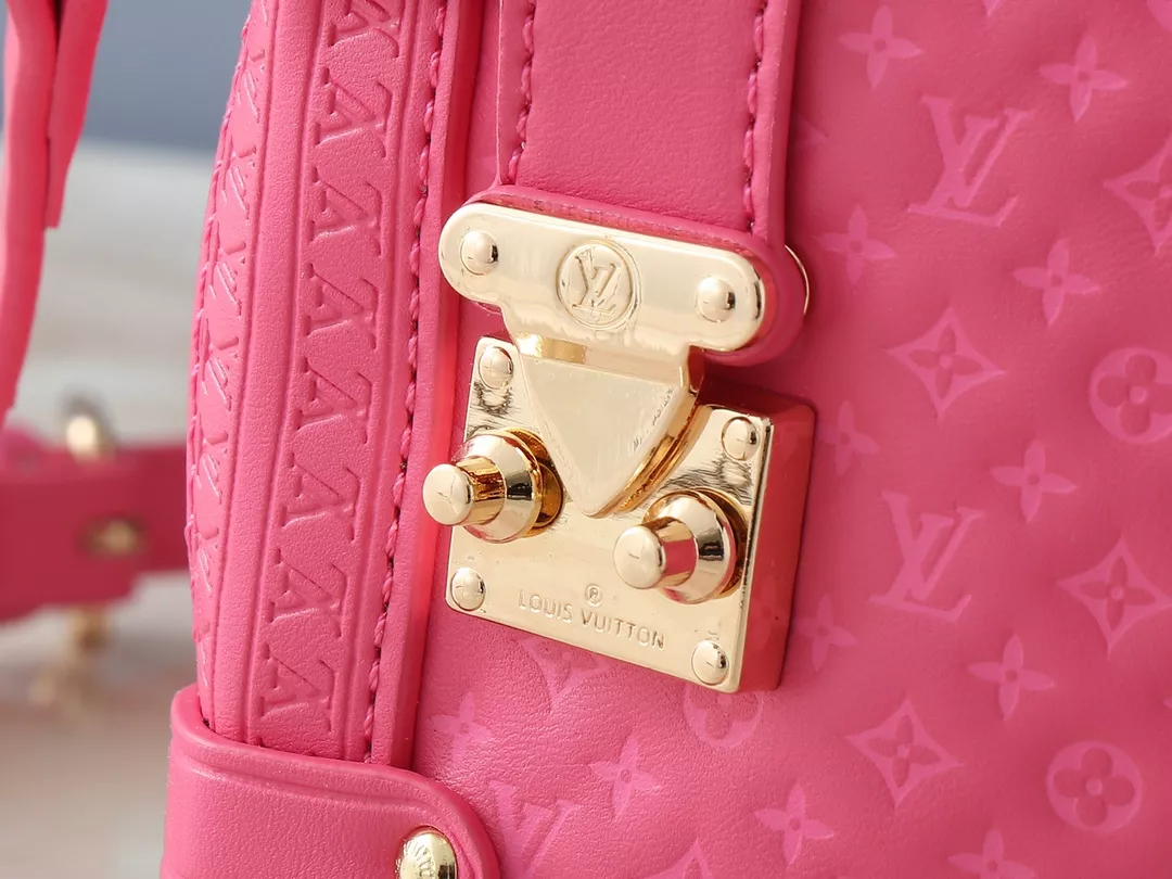 Louis Vuitton AAA Quality Messenger Bags For Women UrbanStyle 6462 - Image 5