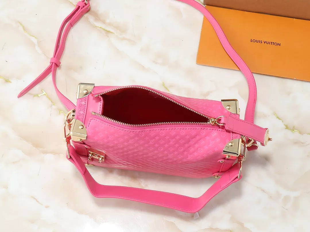 Louis Vuitton AAA Quality Messenger Bags For Women UrbanStyle 6462 - Image 8