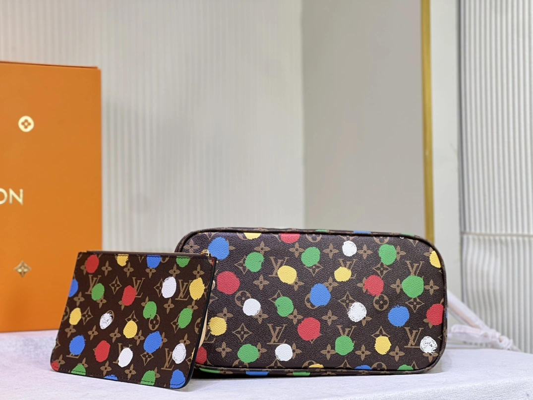 Louis Vuitton AAA Quality Shoulder Bags For Women Soft 5009 - Image 6