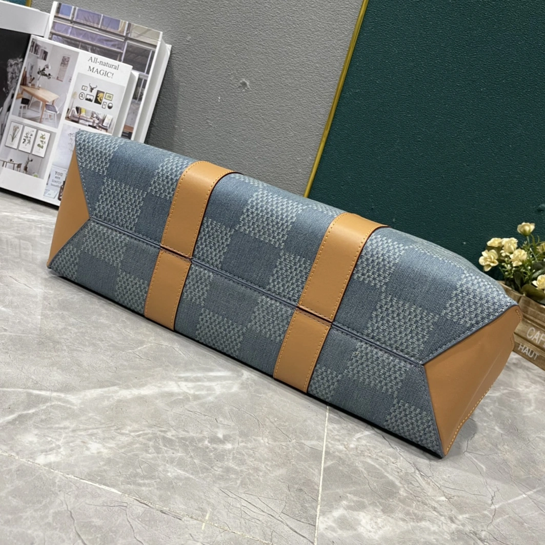 Louis Vuitton AAA Quality Tote-Handbags For Unisex Resilient 1948 - Image 4