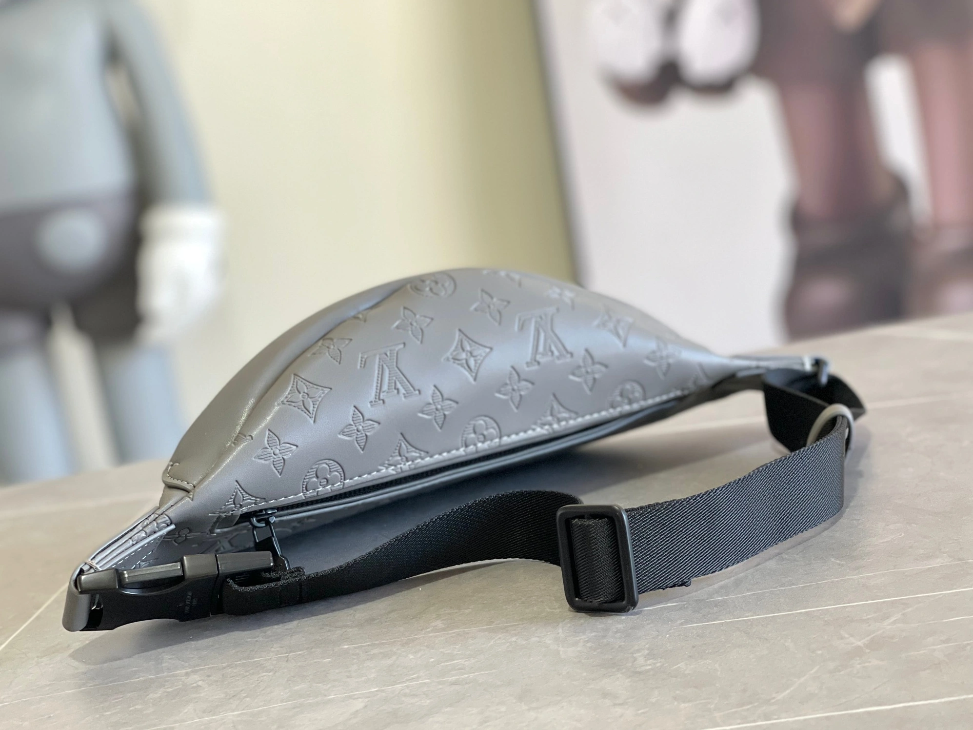 Louis Vuitton LV AAA Quality Belt Bags EyeCatching 860