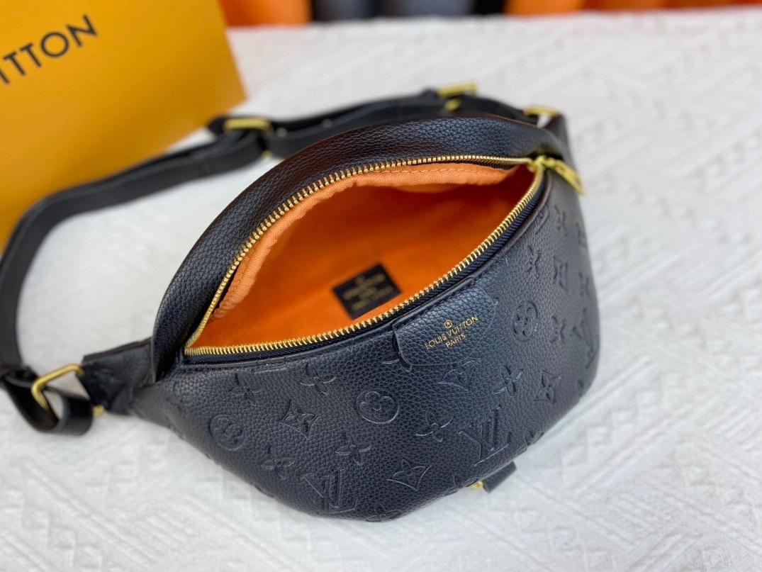 Louis Vuitton LV AAA Quality Belt Bags For Unisex Comfortable 5637 - Image 7