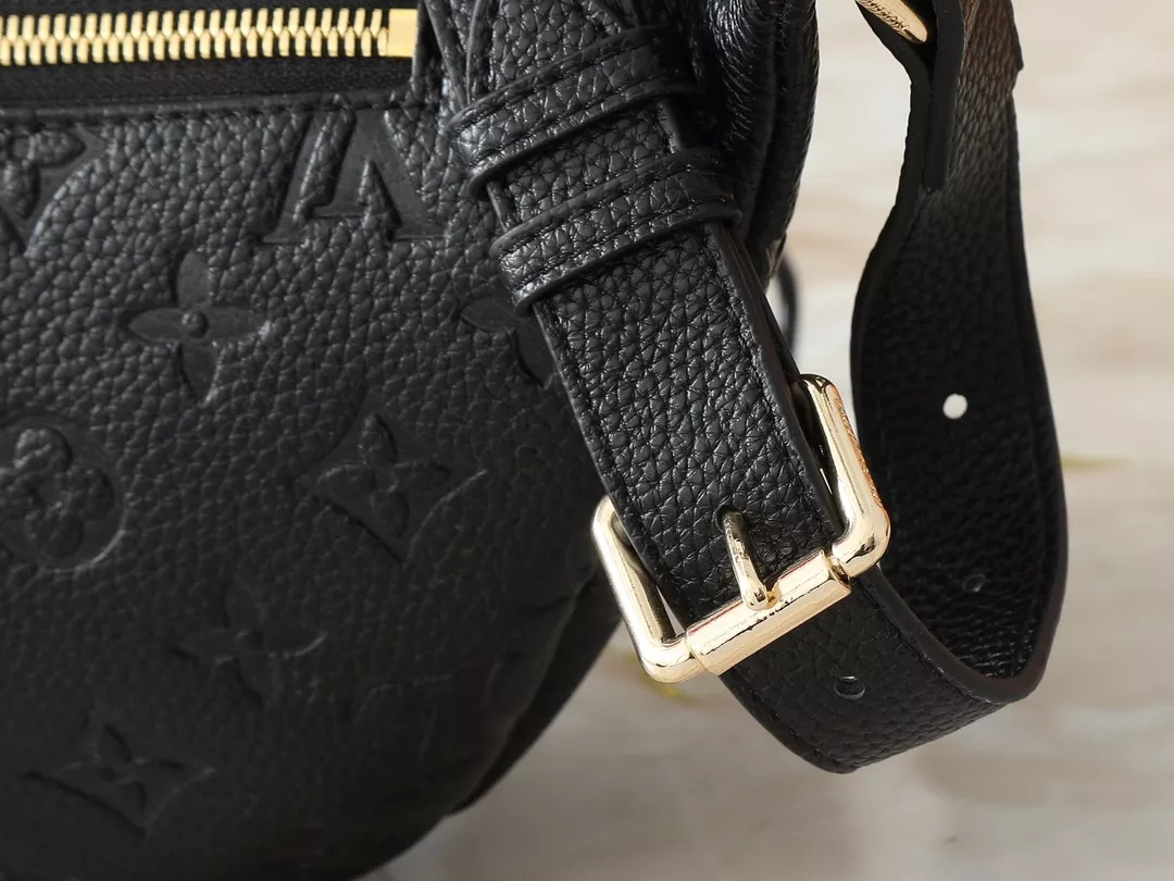 Louis Vuitton LV AAA Quality Belt Bags For Unisex Refined 2093 - Image 6
