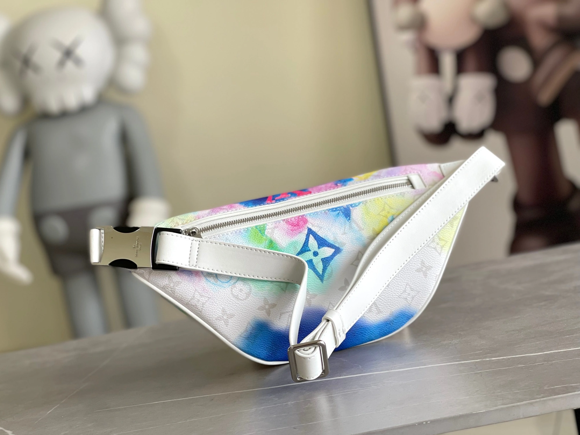 Louis Vuitton LV AAA Quality Belt Bags Practical 5714