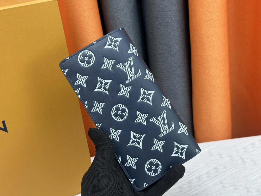 Louis Vuitton LV Card Case Affordable 4078