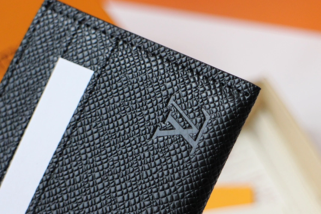 Louis Vuitton LV Card Case Fashionable 5411 - Image 3