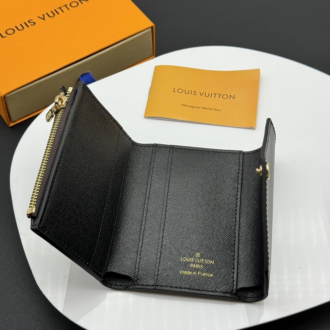 Louis Vuitton LV Card Case For Women Reliable 1514 - Image 5