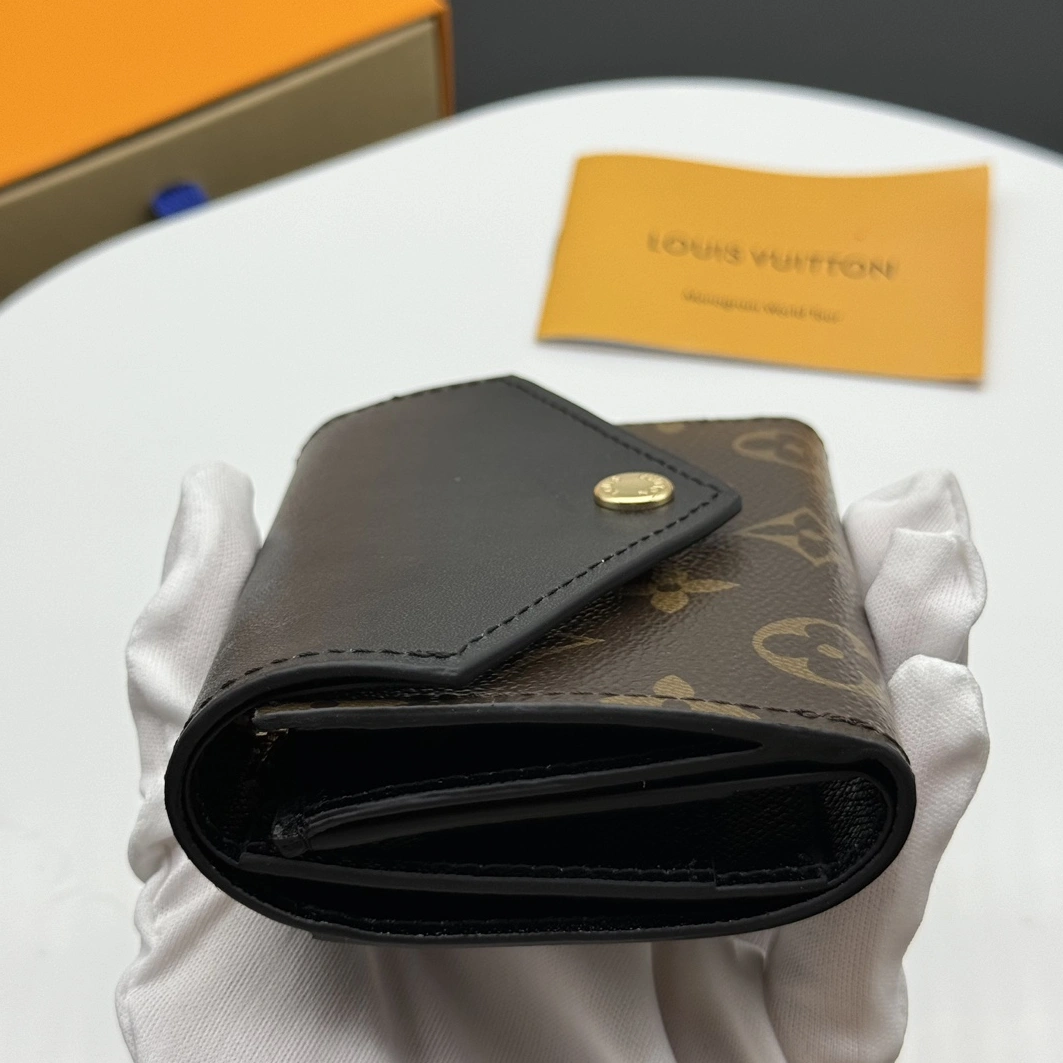 Louis Vuitton LV Card Case For Women Reliable 1514 - Image 7