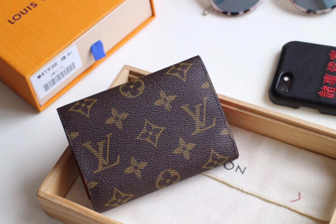 Louis Vuitton LV Card Case Popular 8833